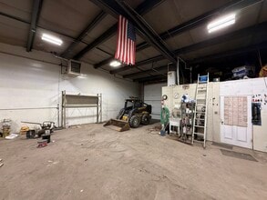 227 E Saint Charles Rd, Carol Stream, IL à louer Photo intérieure– Image 2 sur 17