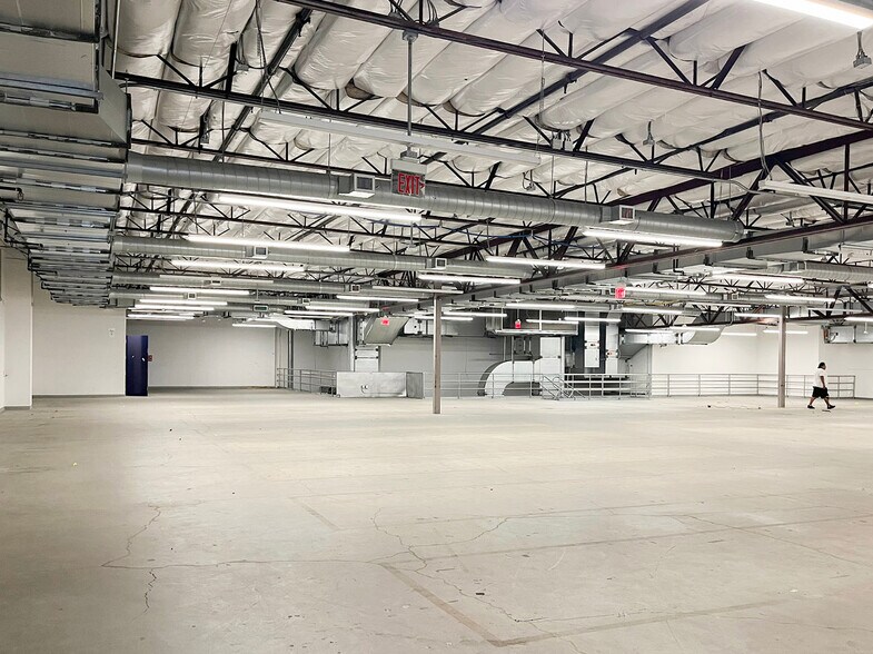 2430 Porter St, Los Angeles, CA à louer - Photo intérieure – Image 3 sur 13