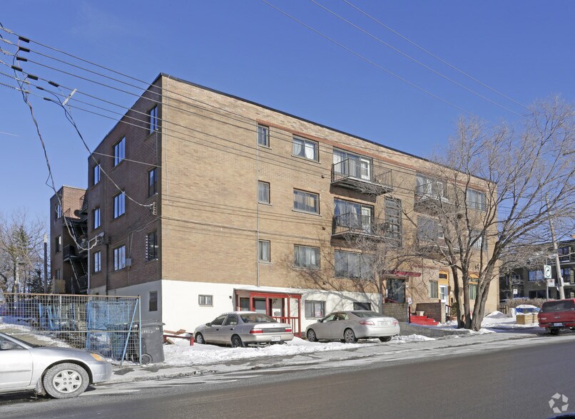 6905-6911 Av Darlington, Montréal, QC à vendre - Photo de l’immeuble – Image 2 sur 2