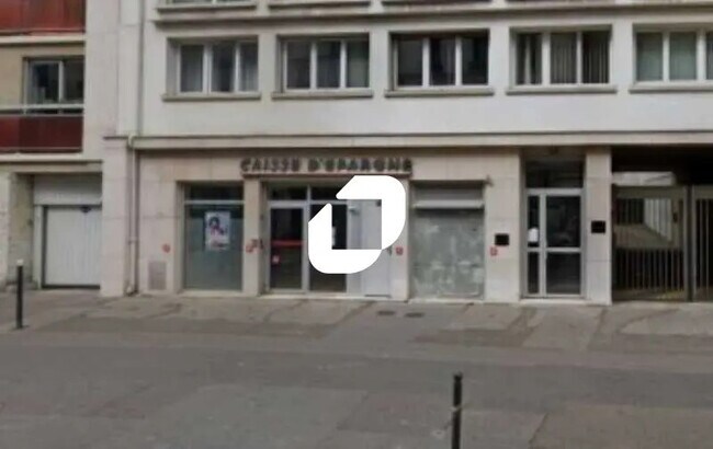 Plus de détails pour Local commercial à louer