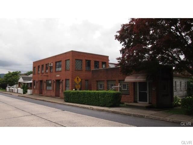 324-326 Washington St, Walnutport, PA à vendre - Photo principale – Image 1 sur 72
