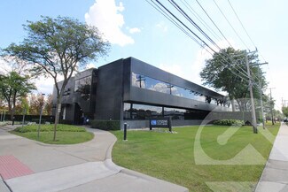 Plus de détails pour 31550 Northwestern Hwy, Farmington Hills, MI - Bureau à louer