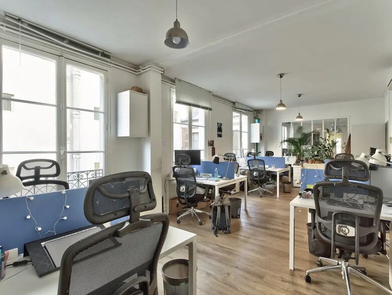 11 Rue Milton, Paris à louer - Photo de l’immeuble – Image 3 sur 11