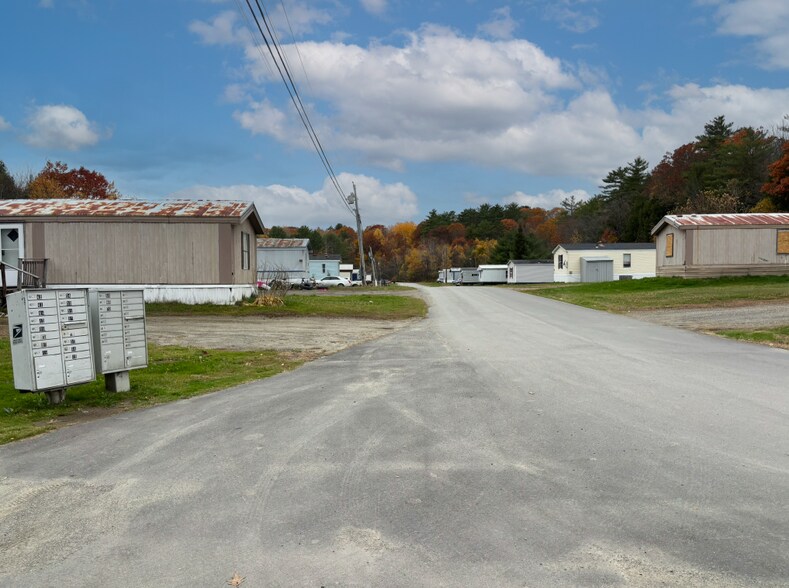 Hidden Acres Dr, Madison, ME à vendre - Photo principale – Image 1 sur 11