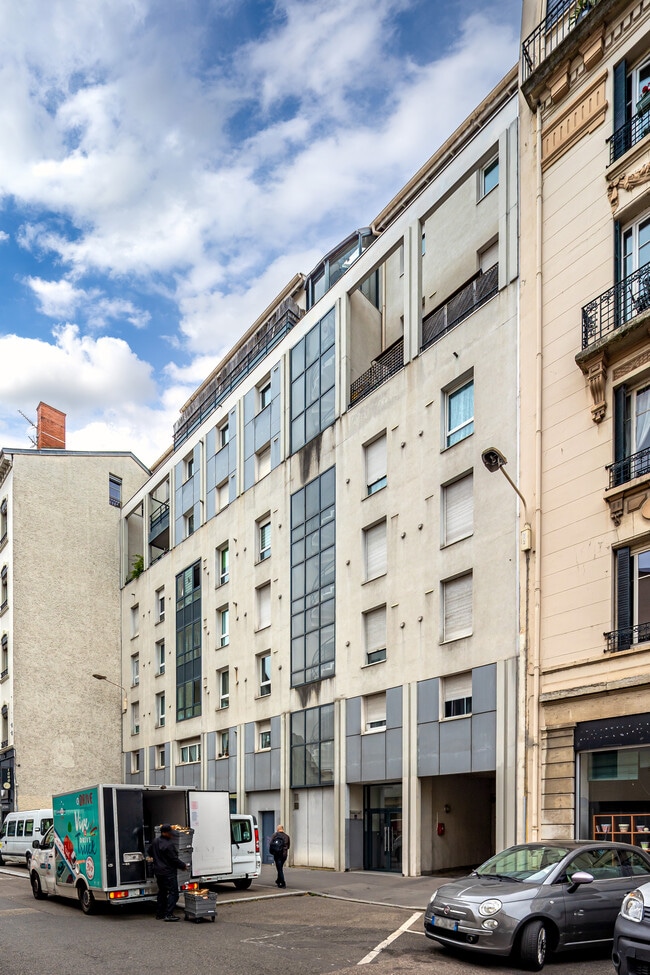 Plus de détails pour 156 Rue Moncey, Lyon - Local commercial à louer