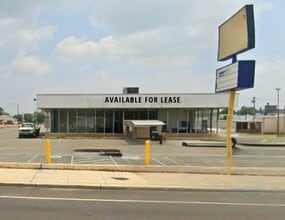 117 N Delsea Dr, Vineland, NJ à louer Photo de l’immeuble– Image 2 sur 4