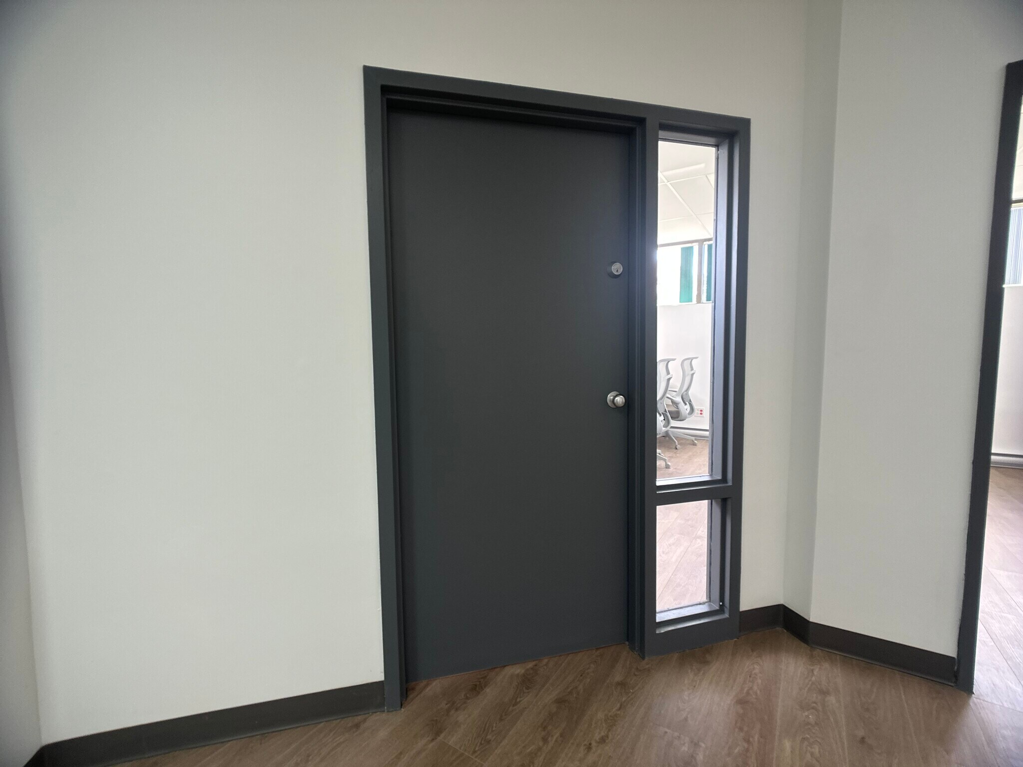 5675 Ch De Chambly, Saint-hubert, QC à louer Photo de l’immeuble– Image 1 sur 11