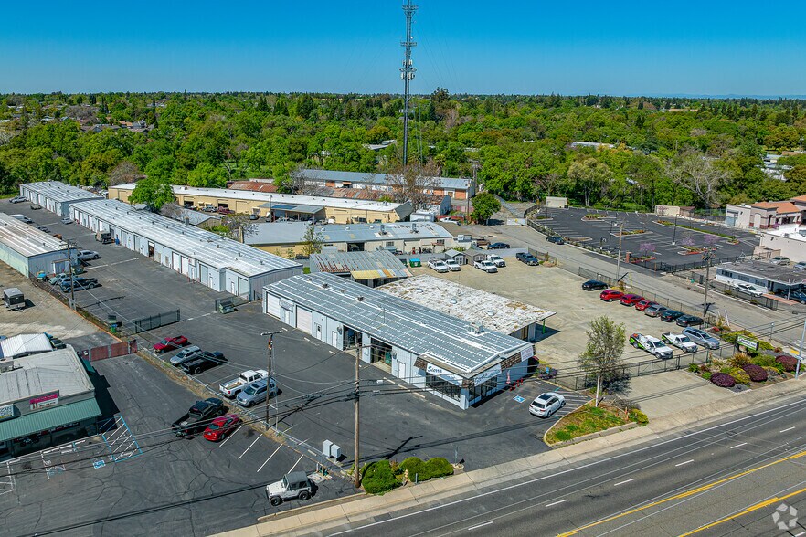 5753 Auburn Blvd, Sacramento, CA à louer - Aérien – Image 3 sur 13
