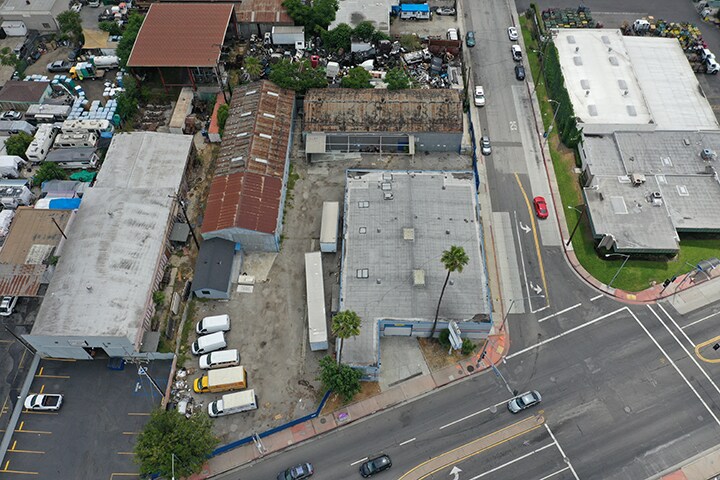 8222 Atlantic Ave, Cudahy, CA à louer - Photo de l’immeuble – Image 1 sur 6