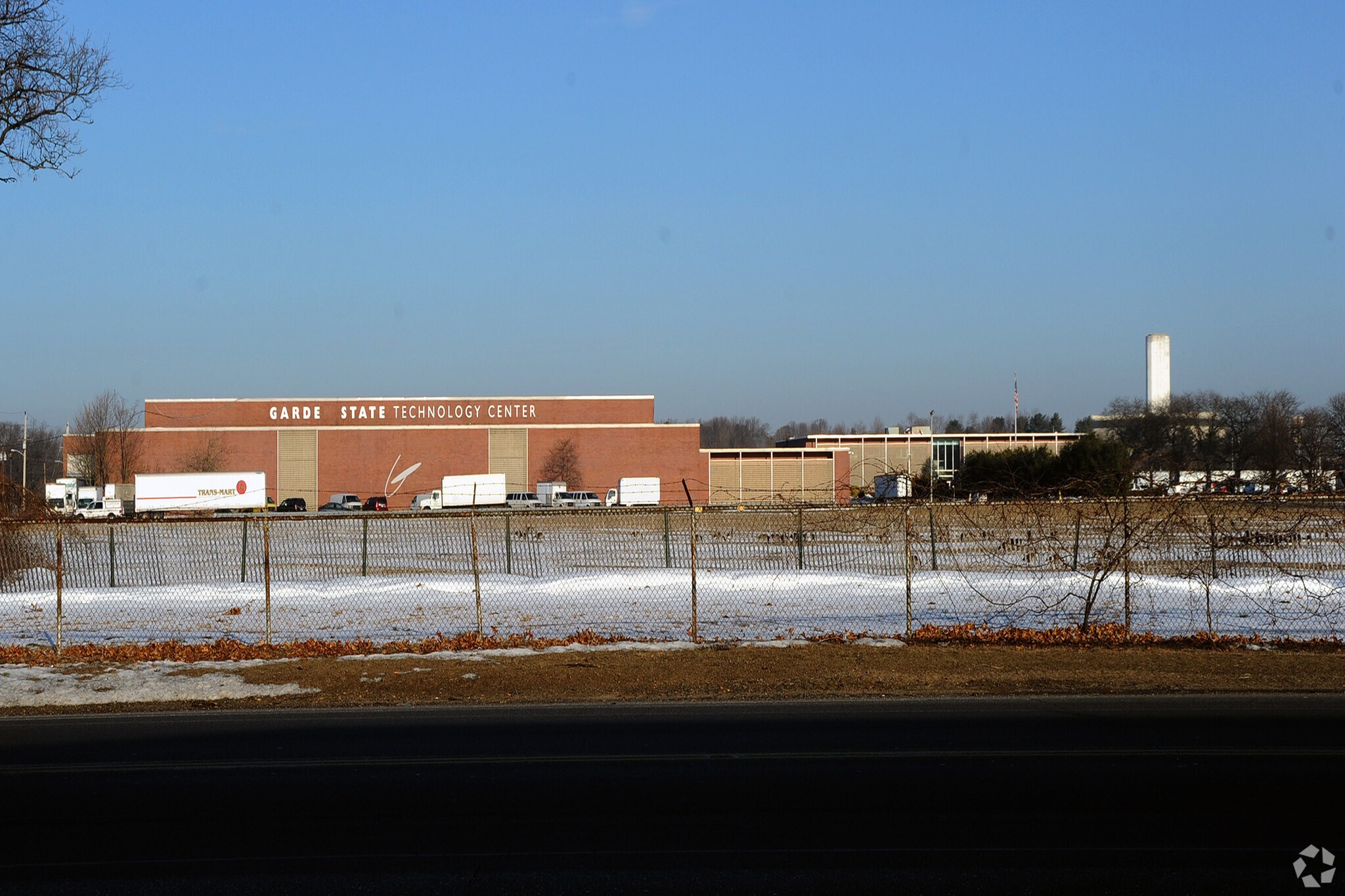 4000 Bordentown Ave, Sayreville, NJ à louer Photo principale– Image 1 sur 14