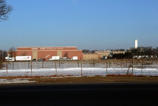 Plus de détails pour 4000 Bordentown Ave, Sayreville, NJ - Industriel/Logistique à louer