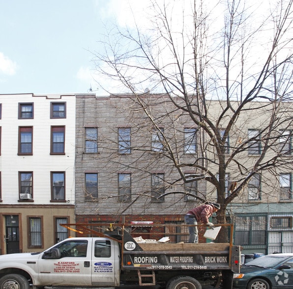 268 Himrod St, Brooklyn, NY à vendre - Photo de l’immeuble – Image 3 sur 3