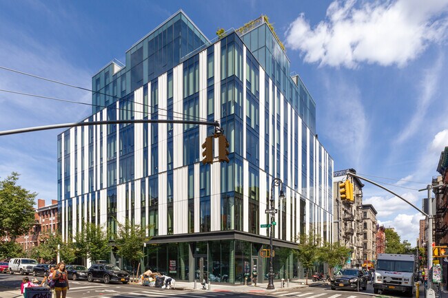 Plus de détails pour 150 Rivington St, New York, NY - Logement aux enchères