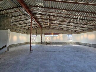 Plus de détails pour 23 West St, Warwick, NY - Local commercial à louer