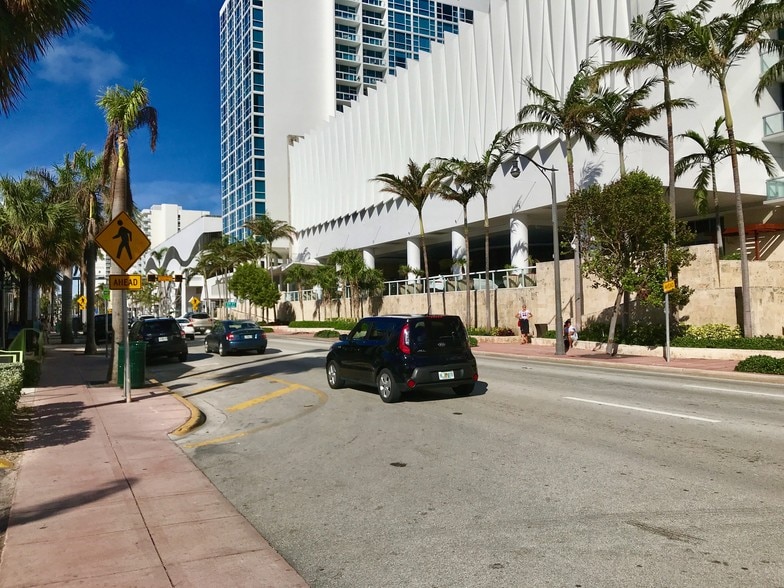 6782-6804 Collins Ave, Miami Beach, FL à louer - Autre – Image 2 sur 27