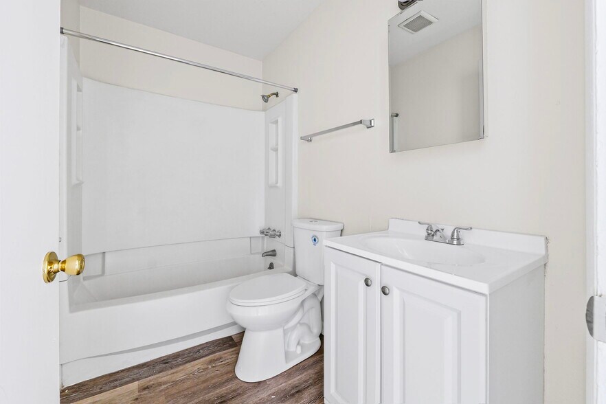 3917 Airport Hwy, Toledo, OH à vendre - Photo de l’immeuble – Image 3 sur 7