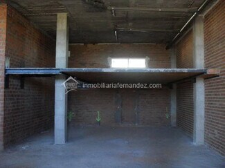 Plus de détails pour Local commercial à louer