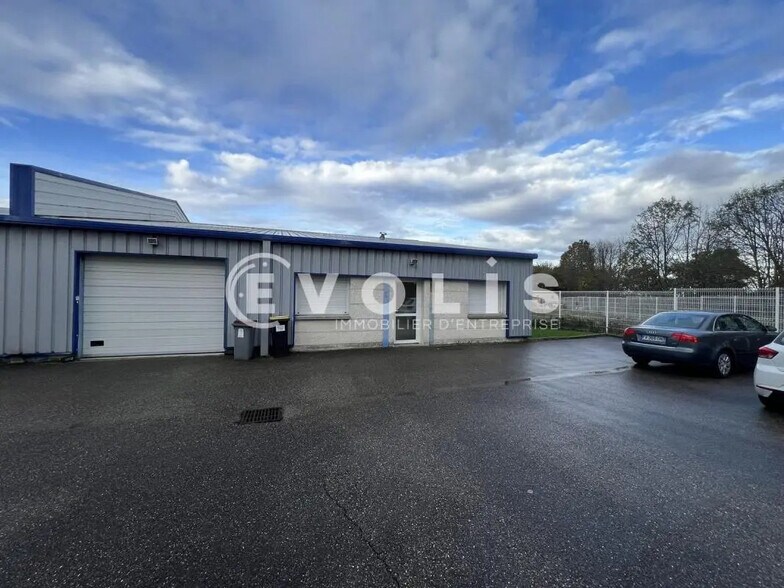 Bureau dans Colombier-Saugnieu à louer - Photo de l’immeuble – Image 3 sur 15
