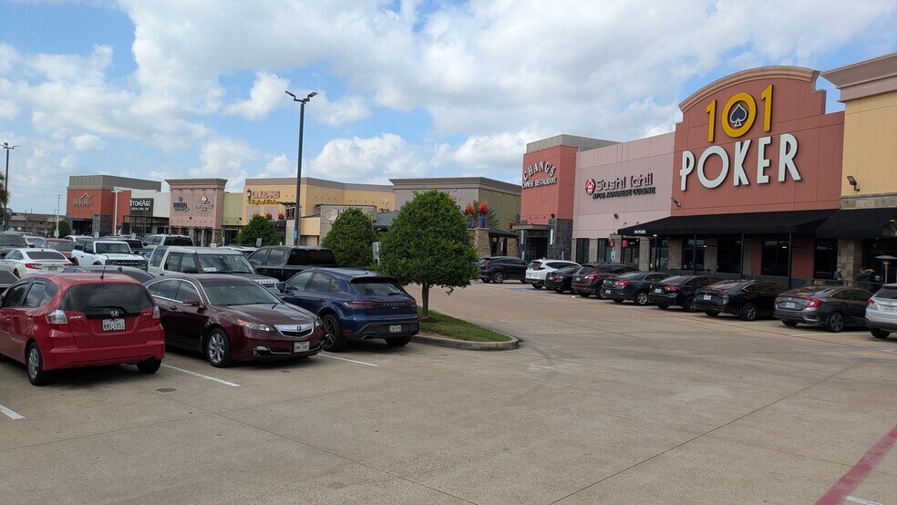 20900 Katy Fwy, Katy, TX à louer - Photo de l’immeuble – Image 2 sur 10