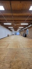 1100 W Cermak Rd, Chicago, IL à louer Photo intérieure– Image 2 sur 2