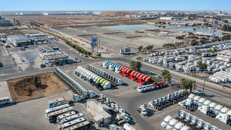 2510 Central Ave, Fresno, CA à louer - Photo de l’immeuble – Image 2 sur 7