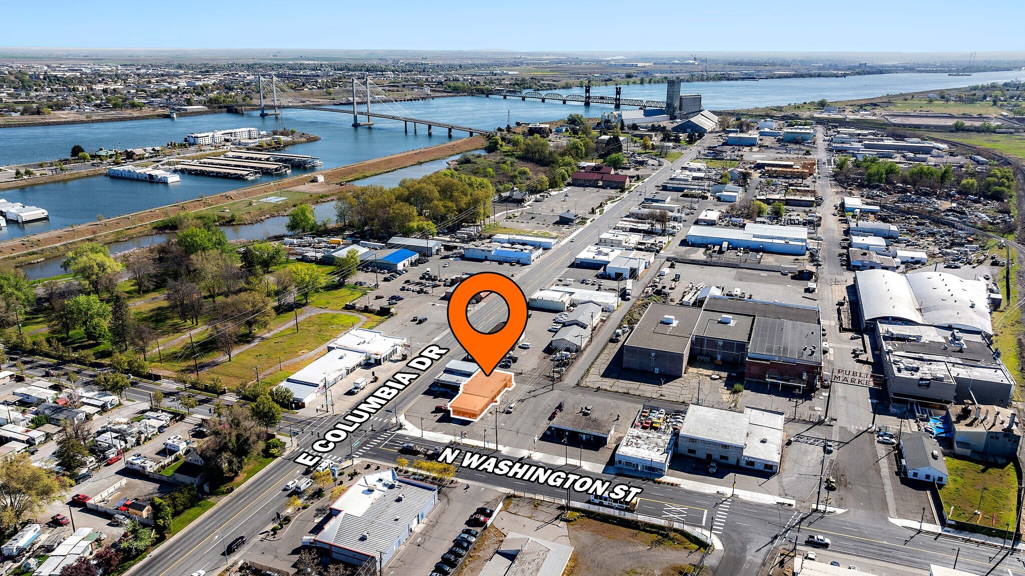 224 N Washington St, Kennewick, WA à vendre Photo de l’immeuble– Image 1 sur 6