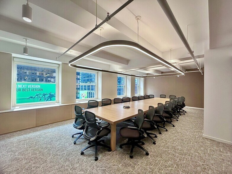 1501 Broadway, New York, NY à louer - Photo de l’immeuble – Image 1 sur 10