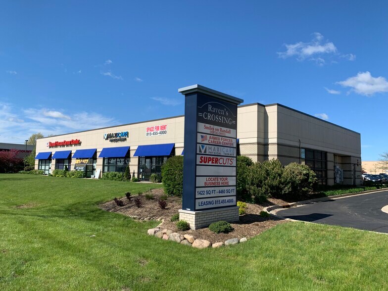 2158-2168 N Randall Rd, Carpentersville, IL à louer - Photo de l’immeuble – Image 2 sur 7