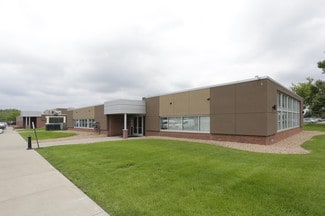 Plus de détails pour 620 Mendelssohn Ave N, Golden Valley, MN - Bureau à vendre