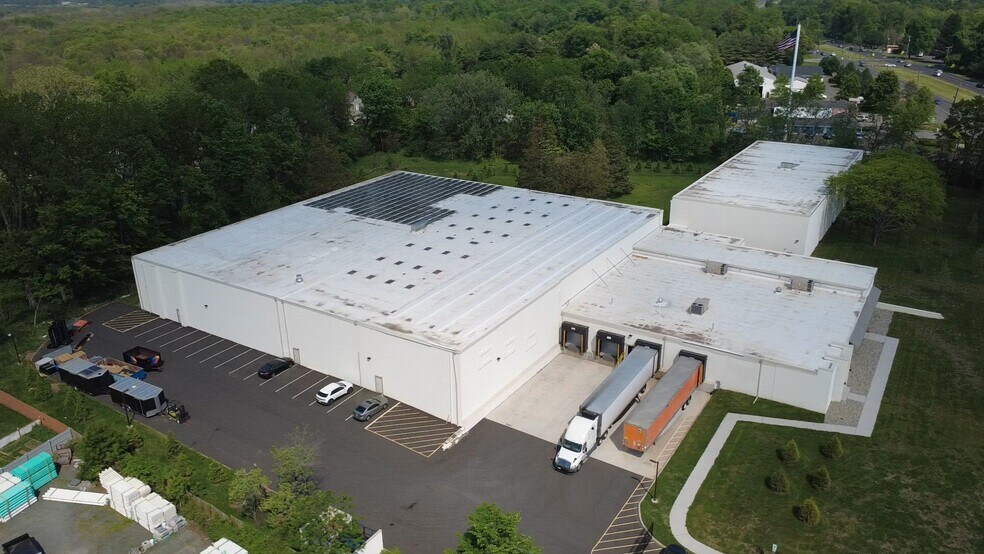 388 US Highway 22 W, Readington, NJ à louer - Vidéo sur l’annonce professionnelle – Image 2 sur 13