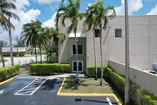 Plus de détails pour 7999 NW 81st Pl, Medley, FL - Industriel/Logistique à louer