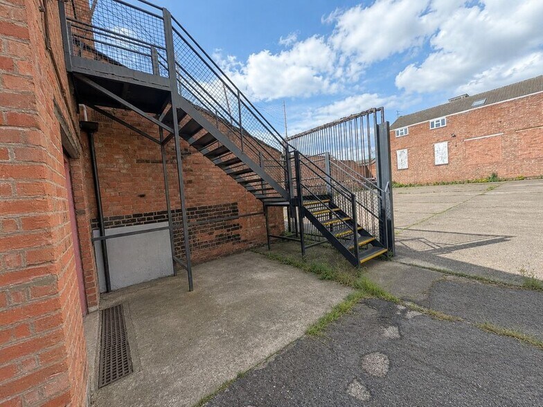 68 Linden St, Leicester à louer - Photo de l’immeuble – Image 2 sur 5