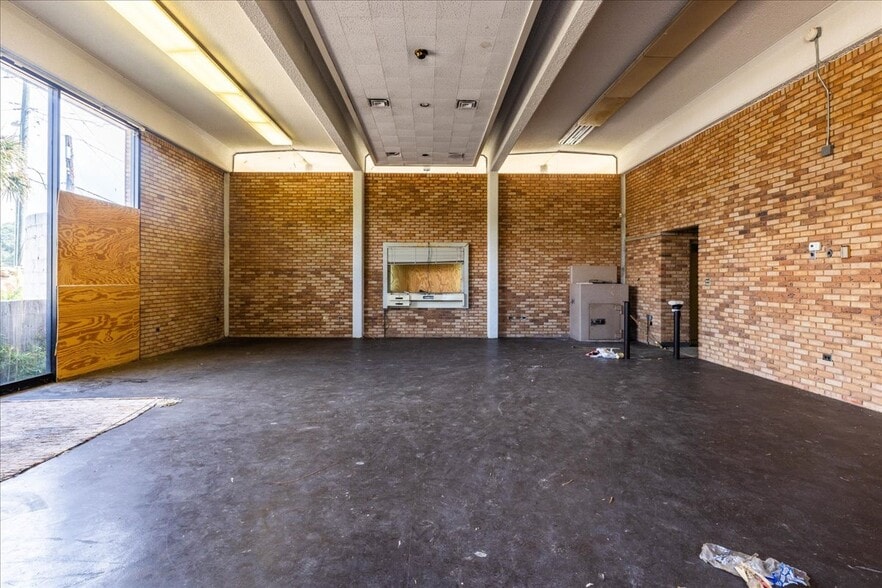 6653 Church St, Riverdale, GA à vendre - Photo intérieure – Image 2 sur 18
