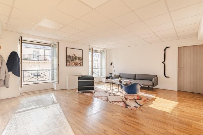 Plus de détails pour 12 Rue De La Bourse, Paris - Bureau à louer