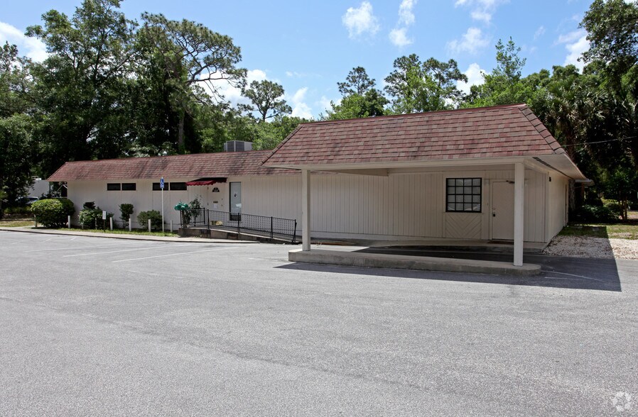 1015 N Stone St, Deland, FL à louer - Photo principale – Image 1 sur 5