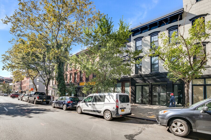 534 Court St, Brooklyn, NY à louer - Photo principale – Image 1 sur 25