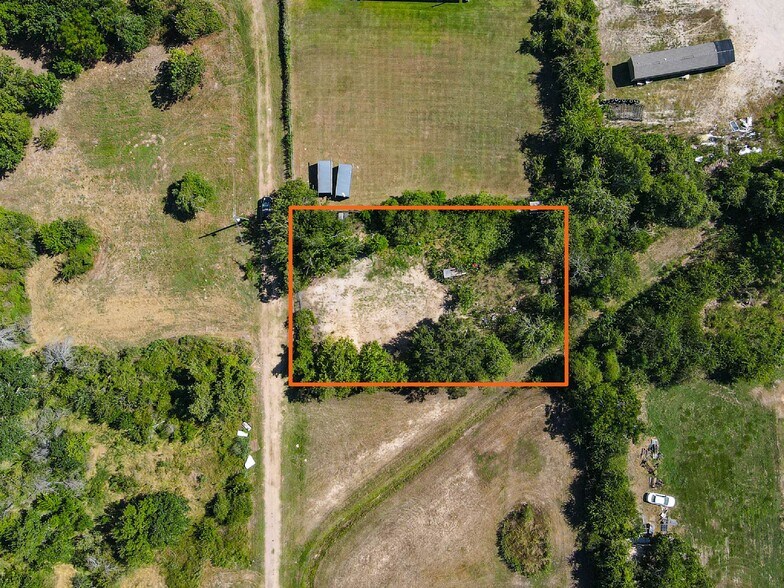 639 Bostick Ln, Brookshire, TX à vendre - Photo de l’immeuble – Image 2 sur 4
