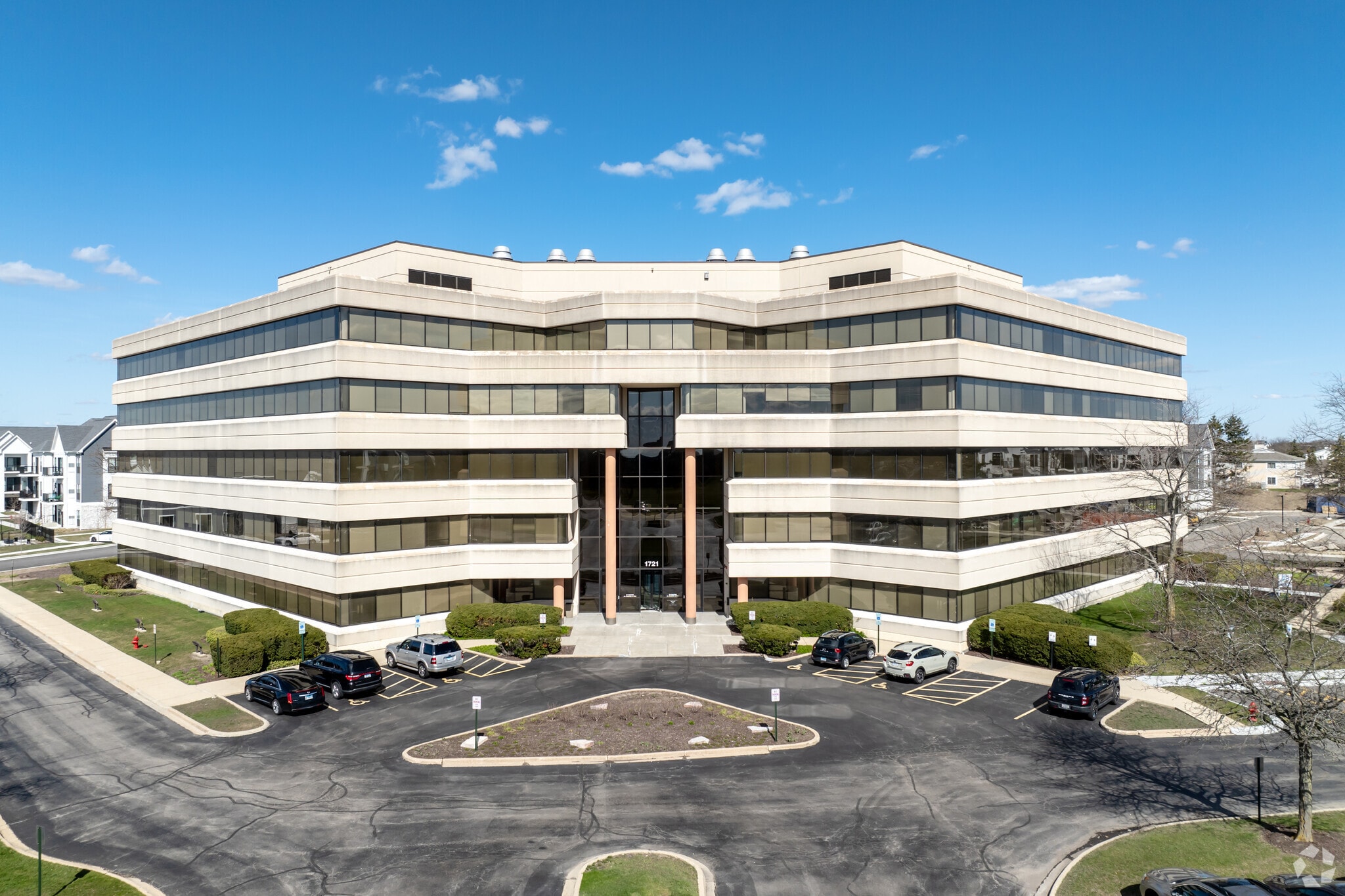 1721 Moon Lake Blvd, Hoffman Estates, IL à louer Photo principale– Image 1 sur 44