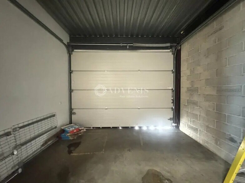 Local d’activités dans Goussainville à louer - Photo intérieure – Image 3 sur 6