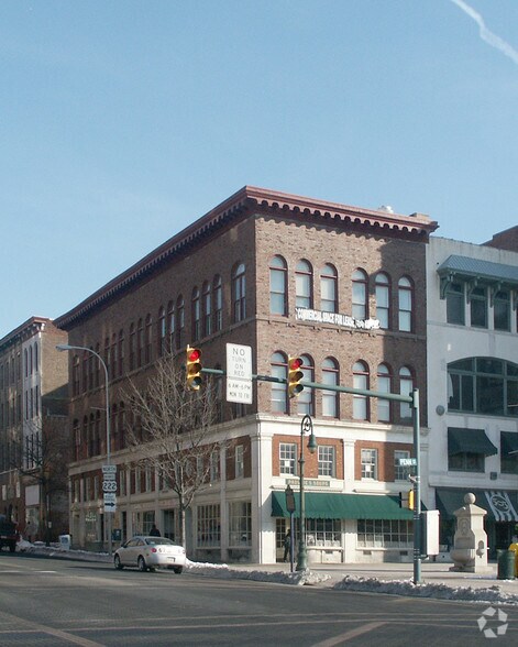 501 Penn St, Reading, PA à louer - Photo principale – Image 1 sur 78