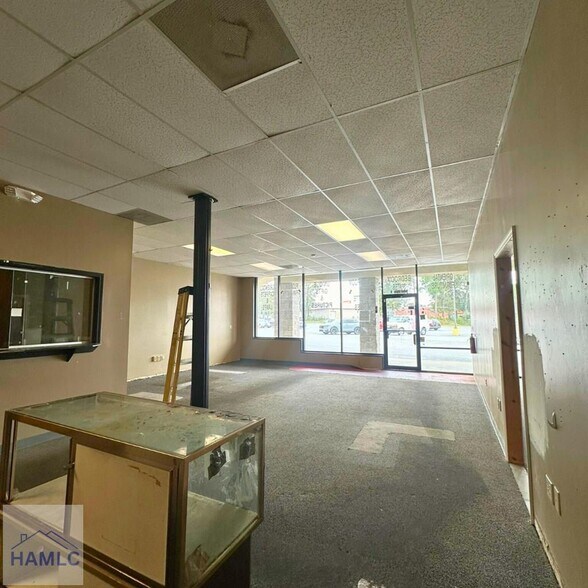 103 E General Screven Way, Hinesville, GA à louer - Photo de l’immeuble – Image 2 sur 24