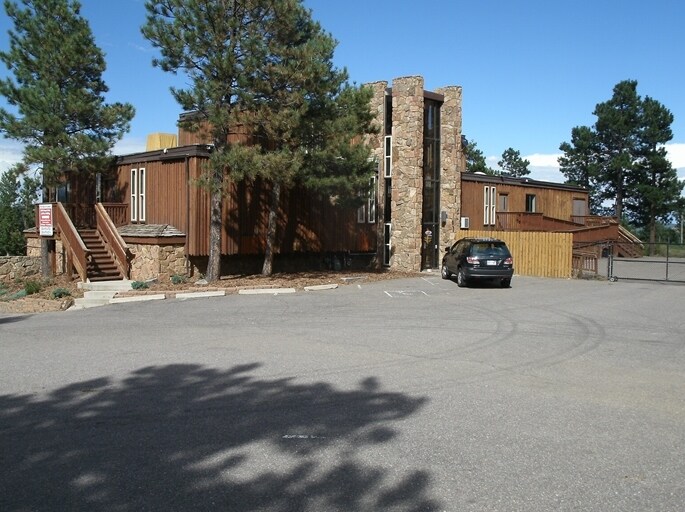 30616 Bryant Dr, Evergreen, CO à vendre - Photo principale – Image 2 sur 63