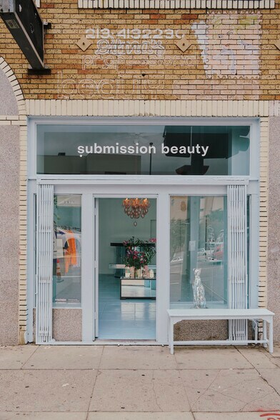 2151-2157 W Sunset Blvd, Los Angeles, CA à louer - Photo de l’immeuble – Image 1 sur 12