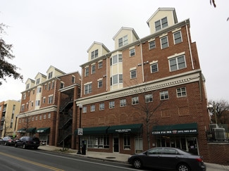 Plus de détails pour 2249 S Shirlington Rd, Arlington, VA - Local commercial à louer