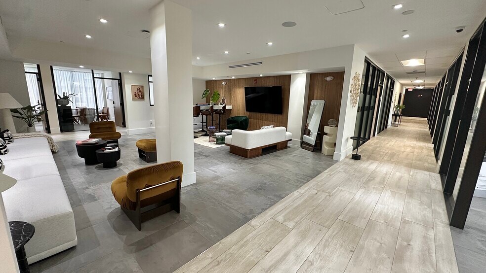 600 NE 36th St, Miami, FL à louer - Photo intérieure – Image 2 sur 43