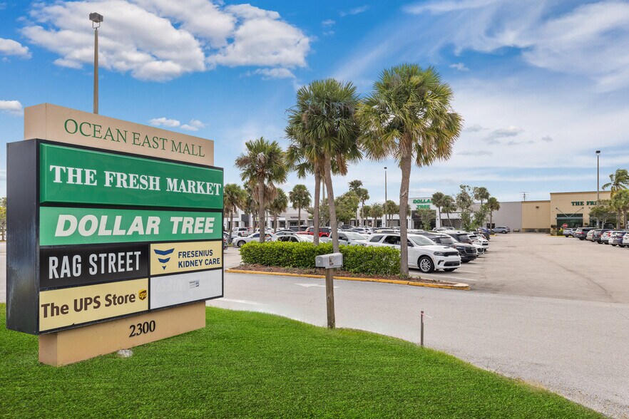 2300-2398 SE Ocean Blvd, Stuart, FL à louer - Photo de l’enseigne sur pylône – Image 2 sur 3