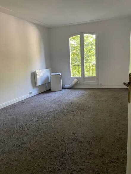 Bureau dans Aix-en-Provence à louer - Photo de l’immeuble – Image 3 sur 7