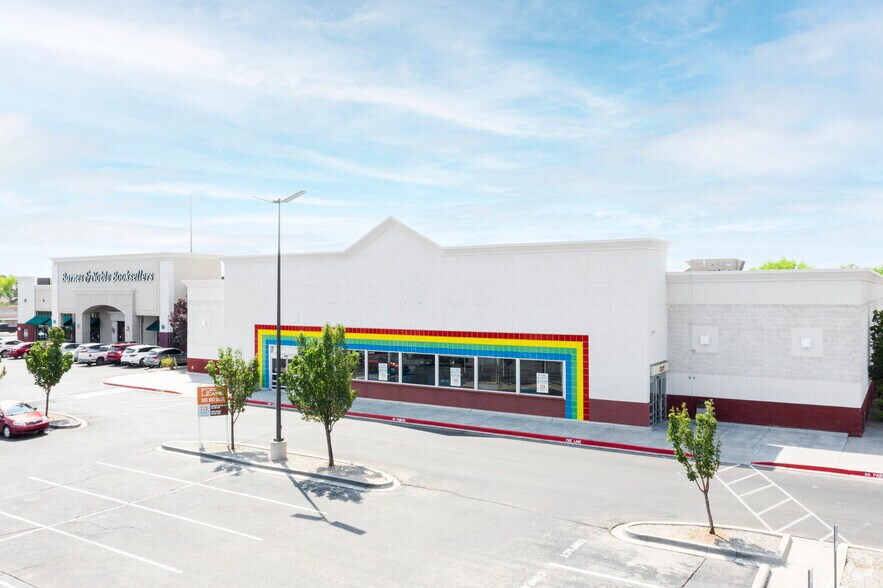 3715 Ellison Rd NW, Albuquerque, NM à louer - Photo de l’immeuble – Image 2 sur 28