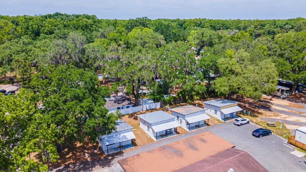 8544 W Miss Maggie Dr, Homosassa, FL à vendre - Photo de l’immeuble – Image 3 sur 8