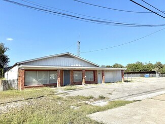 Plus de détails pour 1500 W Corpus Christi St, Beeville, TX - Local commercial à vendre